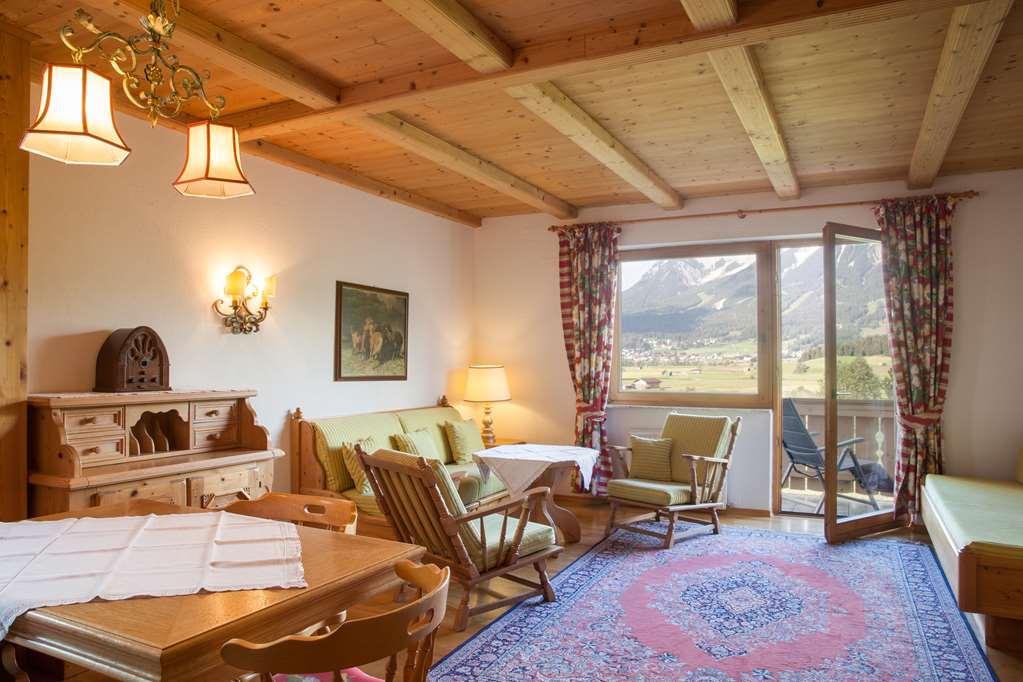 Sporthotel Zugspitze Lermoos Habitación foto